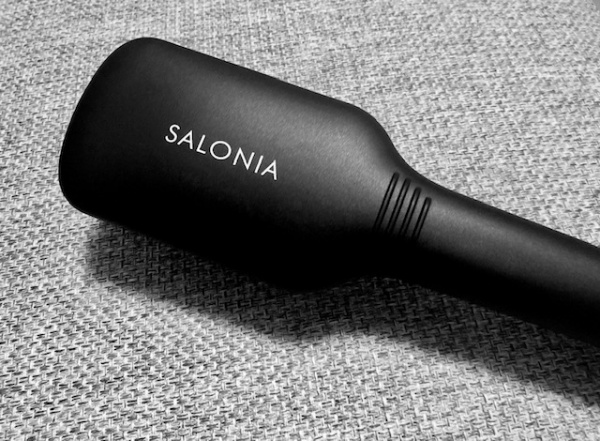 ナチュラルなストレートヘアになりたい Salonia サロニアストレートブラシを使ってみた Maialog